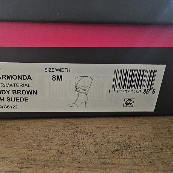 Vince Camuto Armondo Suede Brown/Camel Knee High Heeled Boot Size 8 - Picture 2 of 4